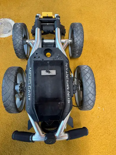 This folds up very small to easily fit in your trunk. Its light weight and easy to fold and unfold....