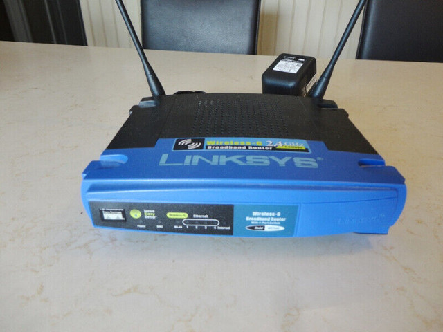 Linksys Wireless- G Broadband Router with 4 Port Switch WRT54GV8 in Networking in Kitchener / Waterloo
