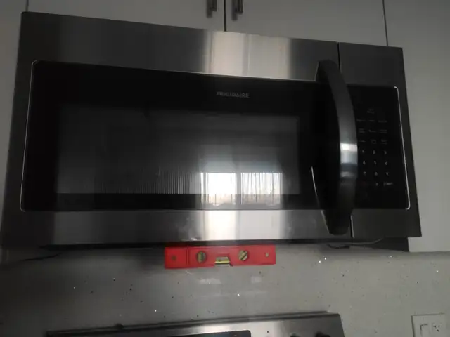 Microwave Installation in General Electronics in Edmonton - Image 4