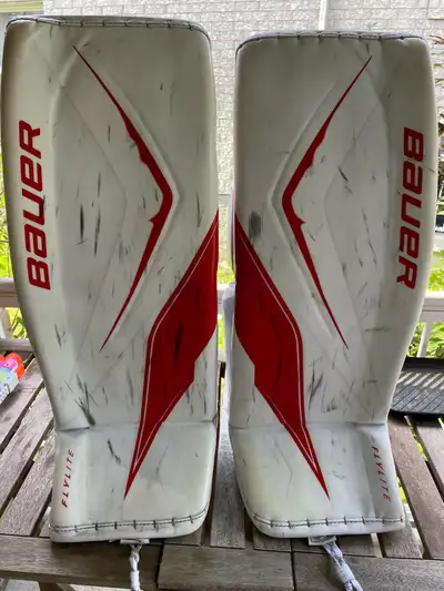 Bauer Vapor Flylite Goalie Pads - Senior Small, View more