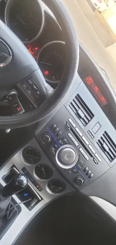 Manual transmission, 5 speed Mazda 3