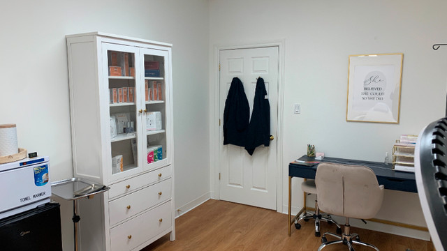 Commercial Room Rental in Downtown Wellness Clinic in Commercial & Office Space for Rent in Peterborough - Image 3