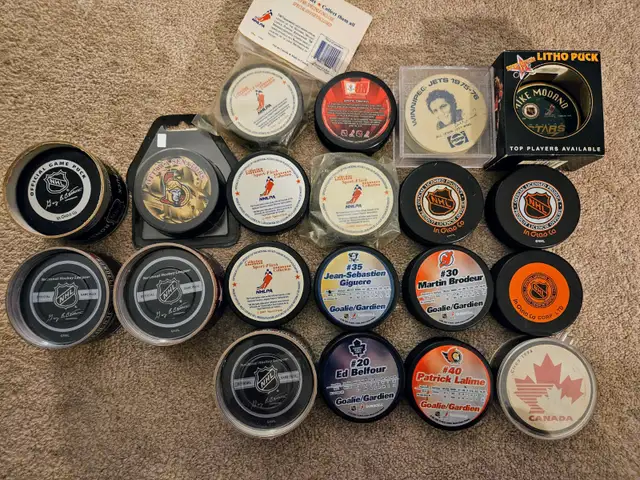 NHL HOCKEY PUCKS in Hockey in Ottawa - Image 3