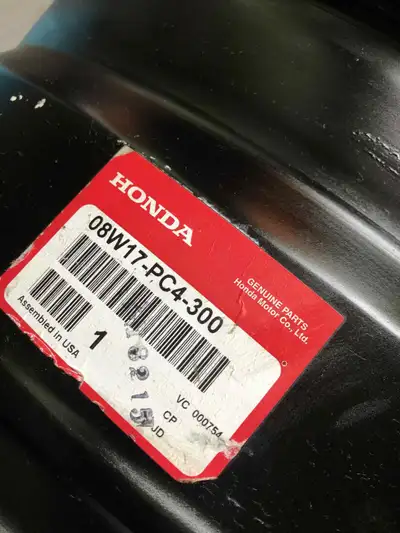 for sale ONE (1) Honda / Acura factory original 17 inch steel rim 17x 7 1/2. 64.1 Centre bore 5x114....