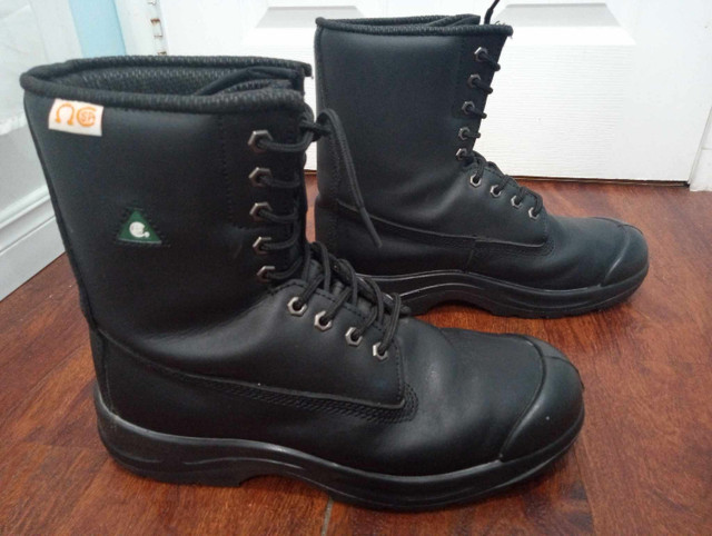 Men's Steel Toe Work Safety Boot size10 M in Men's Shoes in Moncton