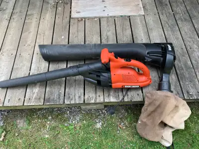 Souffleur aspirateur Black & Decker électrique 12 amps