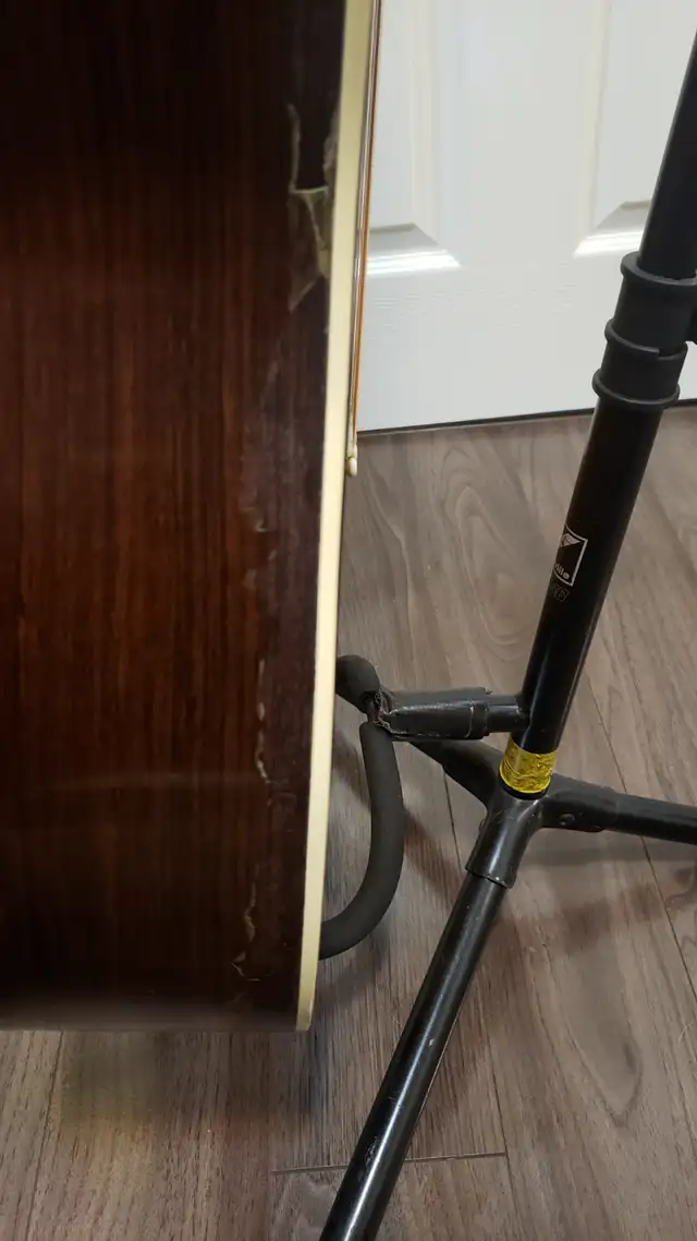 2017 Martin D-28 Acoustic Electric Guitar for Sale in Guitars in Oakville / Halton Region - Image 11