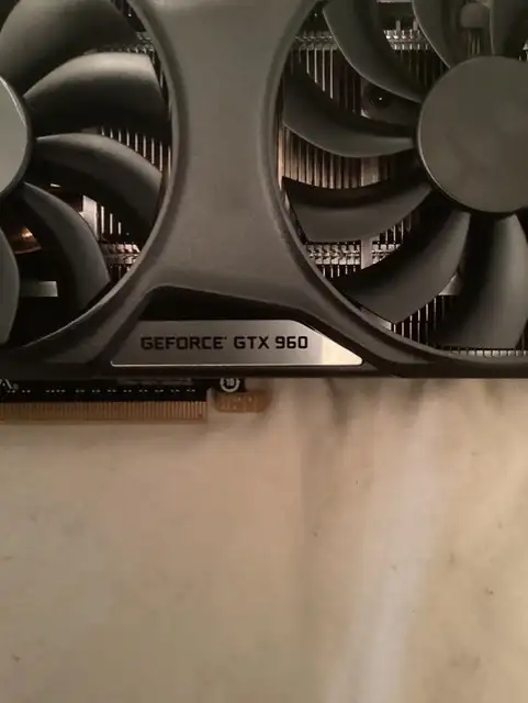 EVGA GeForce GTX 960 SSC GAMING ACX 2.0+ in System Components in City of Toronto - Image 3