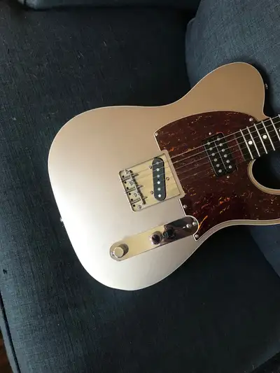Squier Classic Vibe Custom Telecaster FSR Gold Bronze, View more