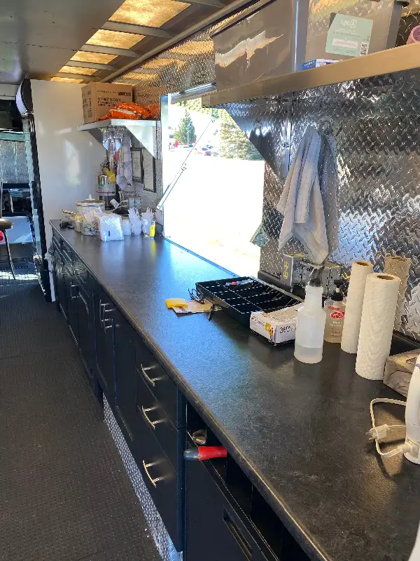 Food truck PRICE REDUCED! in Heavy Trucks in Medicine Hat - Image 11