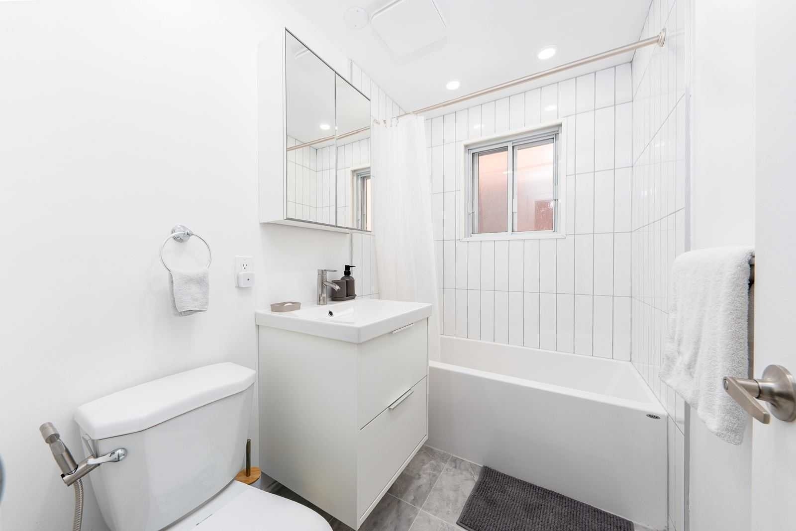 640 Av. Gérald — photo 3