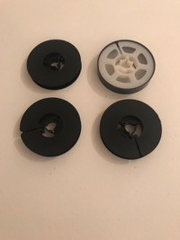 4 Super 8 mm 3” empty reels - 4 bobines vides  