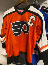 CCM Pelle Lindbergh Philadelphia Flyers Hockey Jersey Size: Large