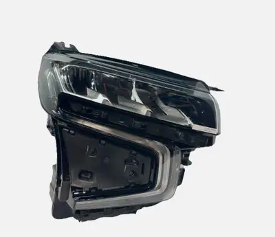 ITEM DESCRIPTION Please ensure the part number matches your vehicle’s original part. If unsure, cont...
