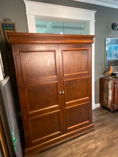 Free to a new home, originally purchased for office use. Comes with 2 additional adjustable shelves...