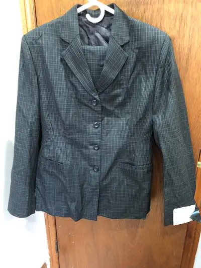 WOMANS NEW BUSINESS SUITS+ LIGHTLY USED JACKETS, View more