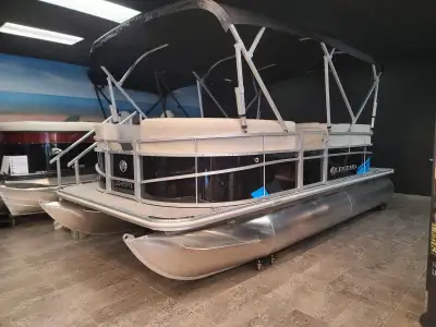 *****WANTED****** Hi there, I’m looking for to buy pontoon boat this spring. Ideallying running, but...