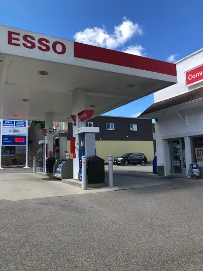 We need immediately cashier to work at Esso gas station in town of Erin Ontario. Must be over 18yrs...