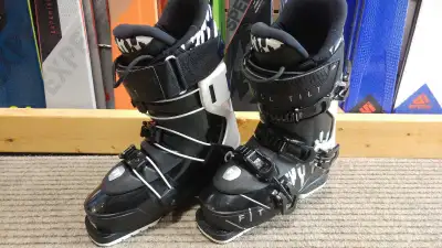 Full-Tilt Plush 4 Women ski boot 23.5, View more