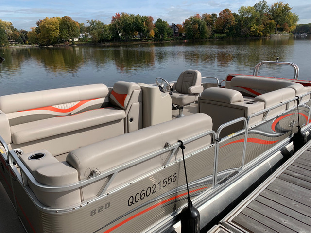 Ponton Qwest luxury series 2017 dans Vedettes et bateaux à moteur  à Laval/Rive Nord - Image 3