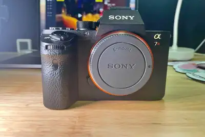 Sony A7R II Full-Frame Mirrorless Camera A7RII A7R2 4 Batteries, View more