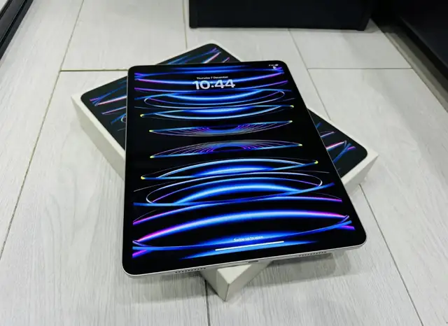FLAWLESS [M2] 256GB iPad Pro 6th Gen 12.9-inch! in iPads & Tablets in Ottawa - Image 3