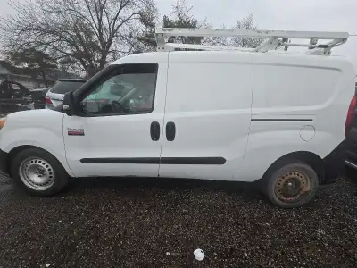 Runs and drives, selling as is. Negotiable. VIN in pictures