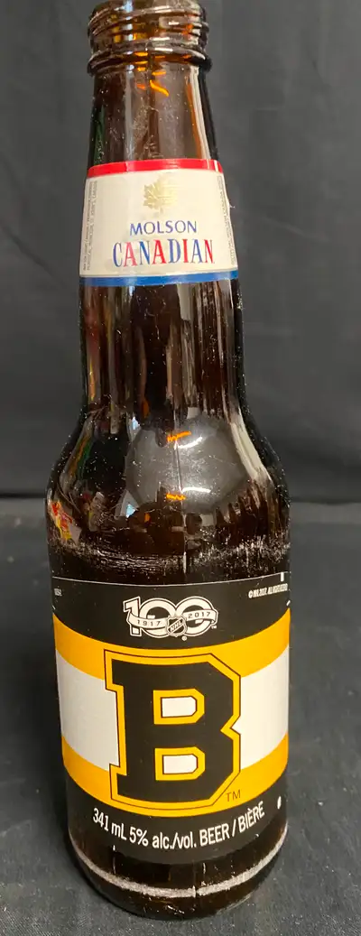 I am selling this Molson Canadian Boston Bruins Bottle for $10.