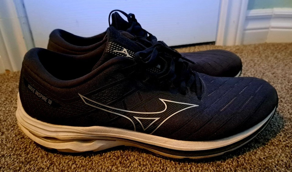 Mizuno, Men's Mizuno Wave Inspire 18 Running Shoes Size 13 For SaleMIZ