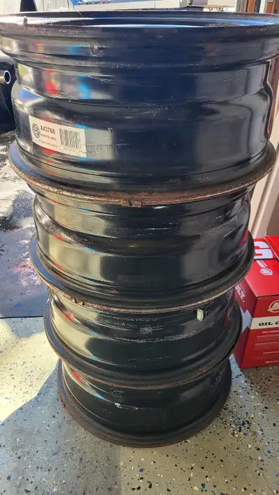 Set of 4 17" winter rims off a 23 Chev Silverado with tpms sensors bolt pattern 6x139.7. $125