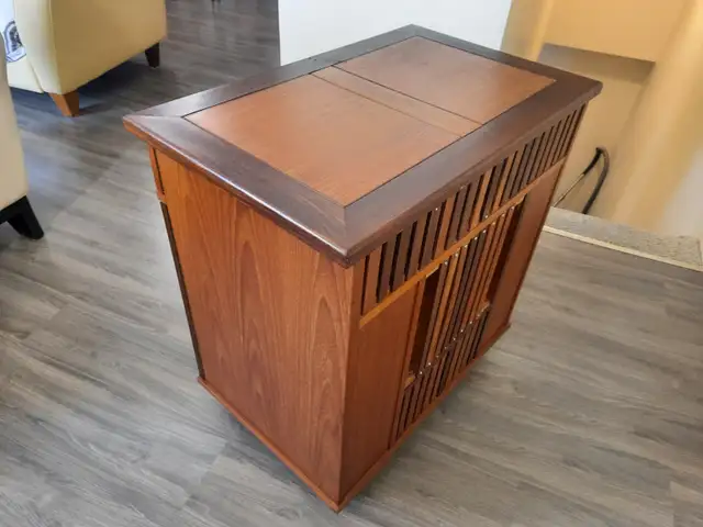 Very Cool High End Cabinet **SOLD** in Hutches & Display Cabinets in Kingston - Image 8
