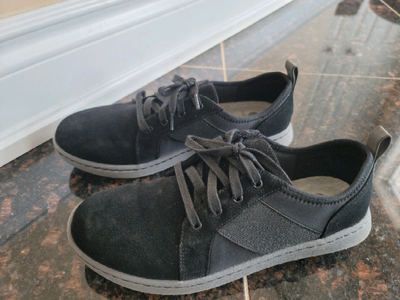 CLARKS WOMEN SIZE 7.5 CLOUDSTEPPERS BY CLARKS, View more