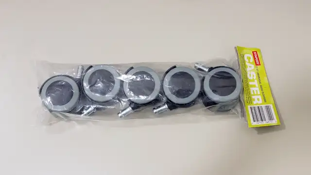 new staples office chair caster wheels in Chairs & Recliners in Markham / York Region - Image 2