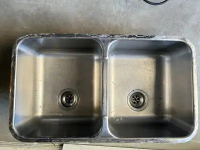 Double stainless steal kitchen sink 31"X18"