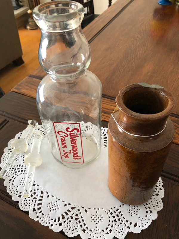 Vintage Bottle Crock and Coffee paraphernalia in Arts & Collectibles in Ottawa