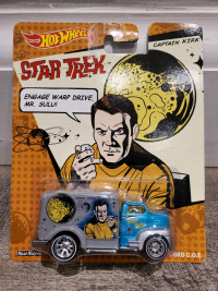 1:64 Diecast Hot Wheels Premium Star Trek Captain Kirk Ford COE