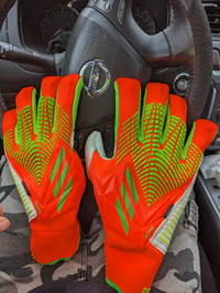 Adidas Goalkeeper Gloves Predator Pro Fingersave Game Data Solar