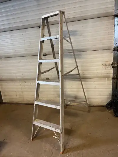 Aluminum 6’ step ladder, View more