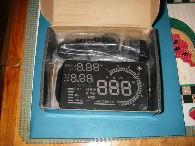 Excellent Portable HUD (Head-Up Display) in General Electronics in Edmonton - Image 5