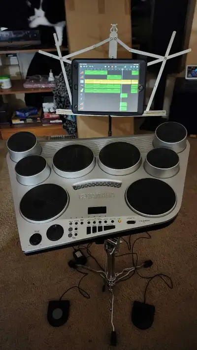 Yamaha DD-65 drum set, View more