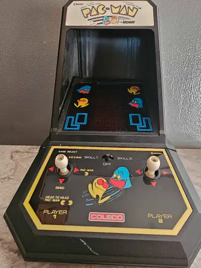 Classic Pacman handheld game. Takes 4 C batteries, works great. Text 519-994-4254 if interested. Cas...