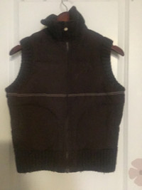 TNA winter vest mint  shape