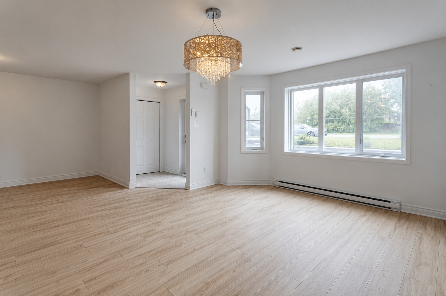 4½ rez-de-jardin DIX30 – 2 terrasses, stat. inclus 1710$ — photo 2