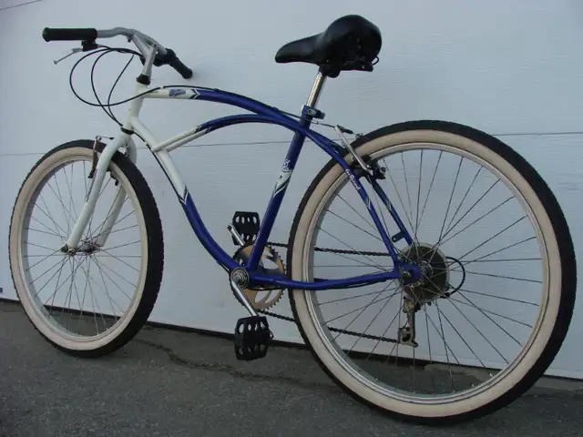 SCHWINN Vintage Racer 6-vit/spd Cruiser-Urban/City-Mens/Hommes in Cruiser, Commuter & Hybrid in Laurentides - Image 3