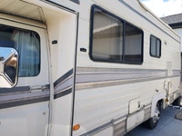 RV Motorhome    