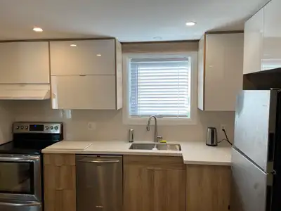 3 Bedroom Apartment - 2800 all inclusive