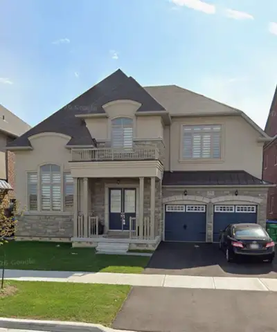 Private room with private washroom. Only for girls.