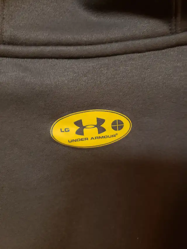 NEW UNDER ARMOUR HOODIE FOR SALE!  $80 in Men's in Oshawa / Durham Region - Image 5