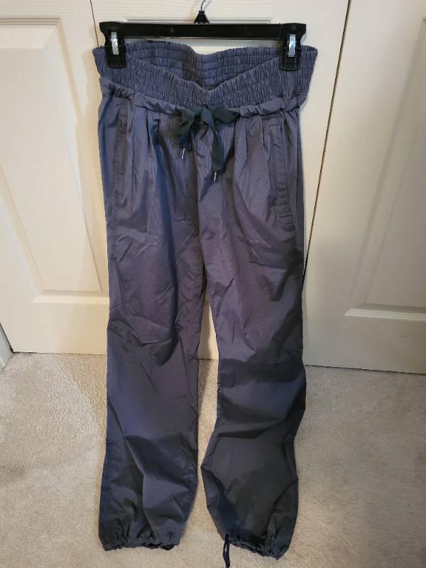 Women's Size 4 Dark Grey Lululemon Lounge Pants