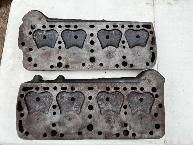 Rare - Champion Ford Flathead Cylinder Heads in Engine & Engine Parts in Vernon - Image 3